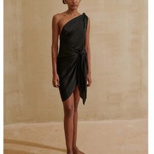 NWT Marea Dress